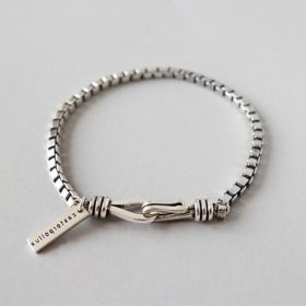 Vintage Box Chain Cross Bracelet, With A Unisex Design, Suitable For Daily Wear And Social Occasions , A Stylish Accessory For All Seasons (Option: 1pc)